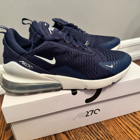 BNIB Nike Air Max 270 men’s size 10.5 - Picture 4 of 9